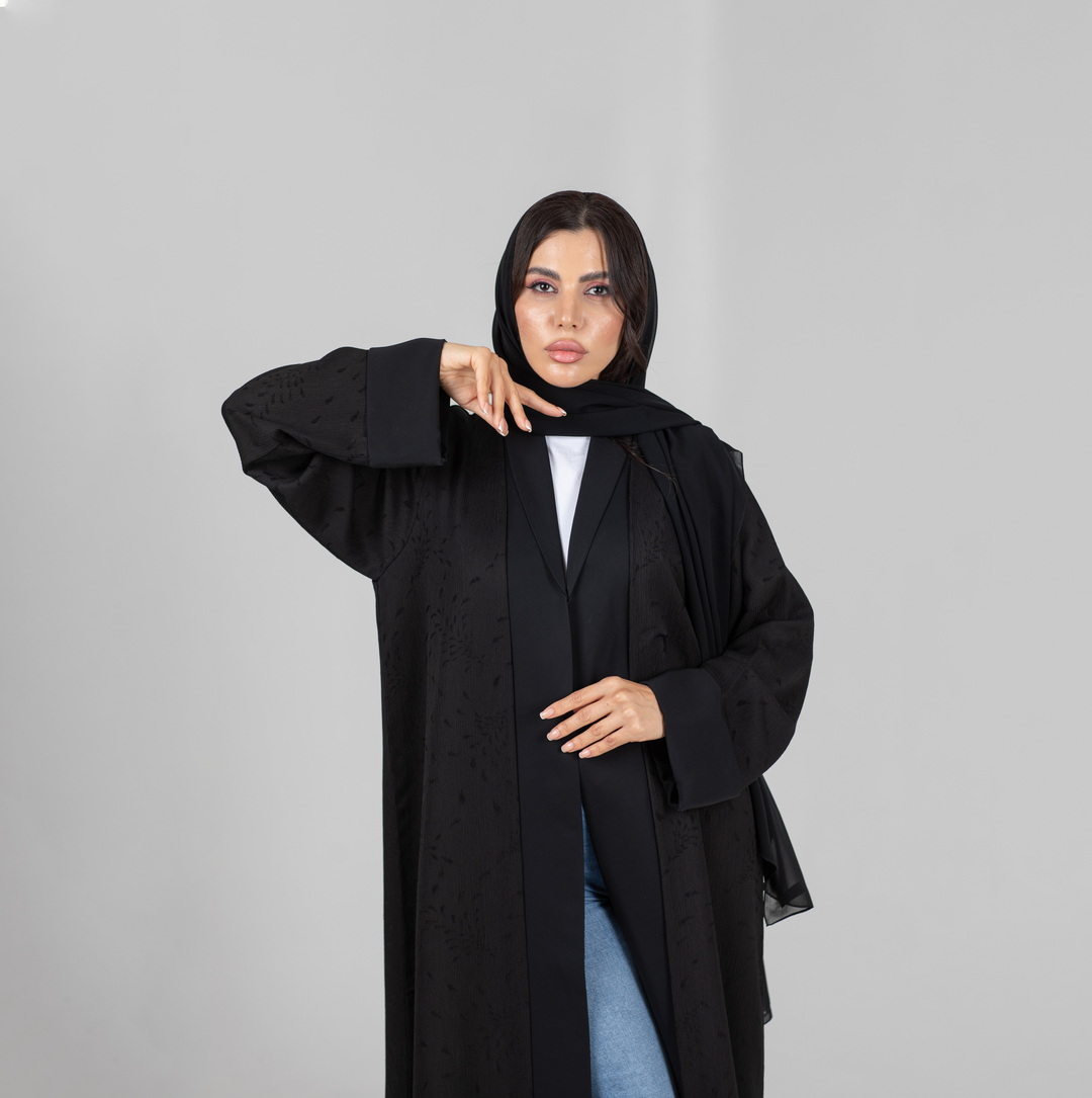 Elegant Black Abaya: A Modern Statement